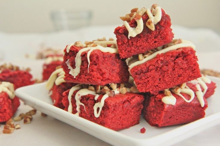 red-velvet-brownies-perpaduan-manis-dan-elegan