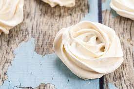 meringue-cookies-resep-yang-renyah-lumer-di-mulut 