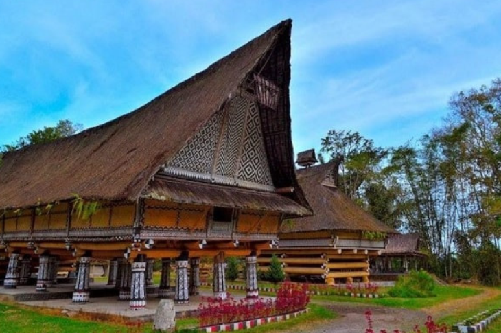 Rumah Simalungun