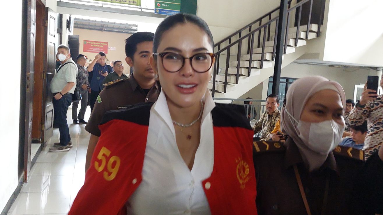 Sidang Nikita Mirzani