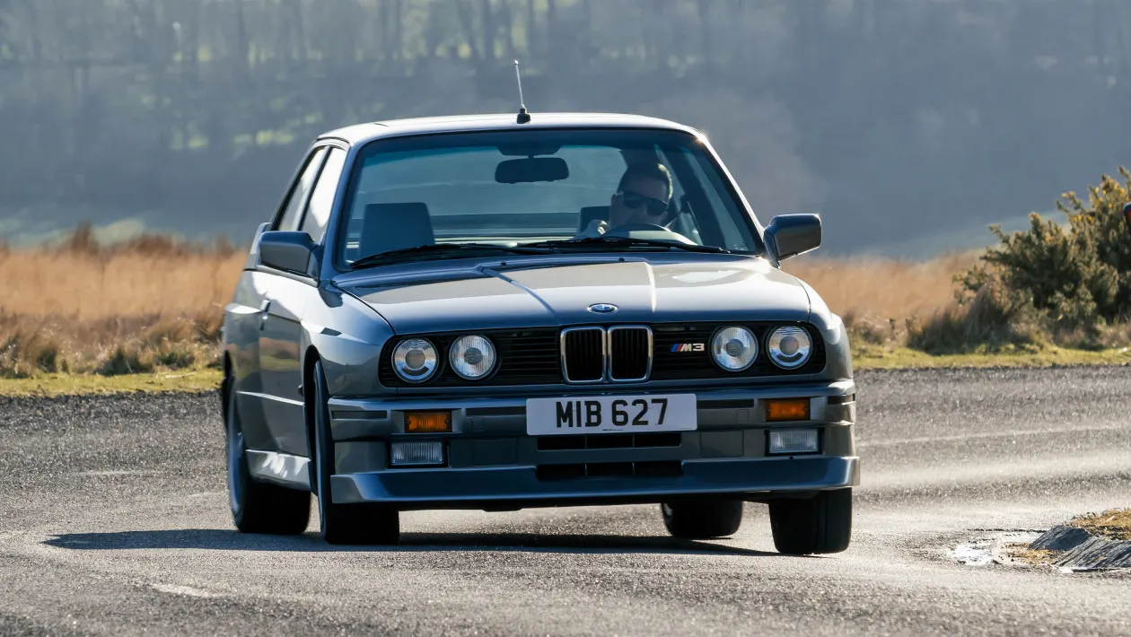 Sejarah Singkat BMW E30 Coupe