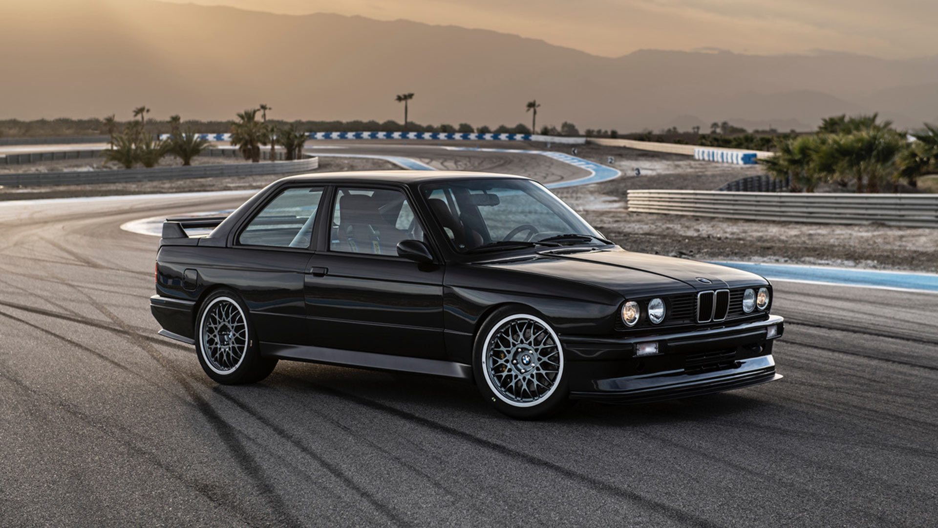 Tips Merawat BMW E30 Coupe