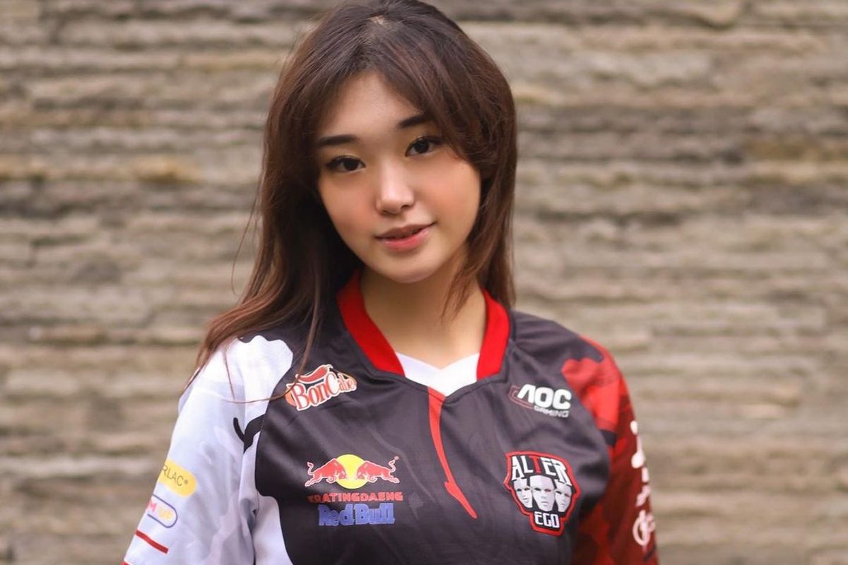 Jejak Karier Livy Renata dari Dunia Gaming ke Layar Lebar