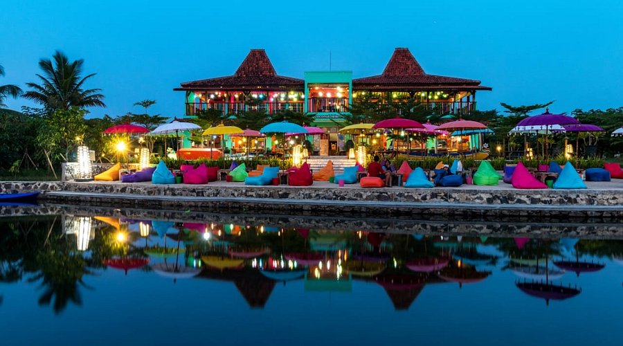 Coconut Island Carita