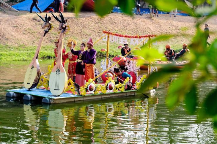 Pawai Lumbung Sungai