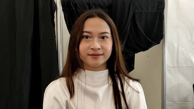 Ciri Khas Musik Raissa Anggiani yang Menyejukkan Telinga