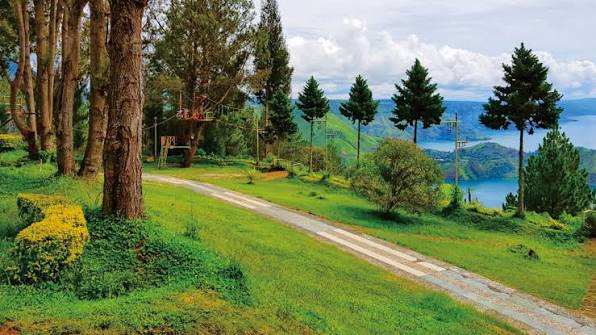 Taman Simalem Resort