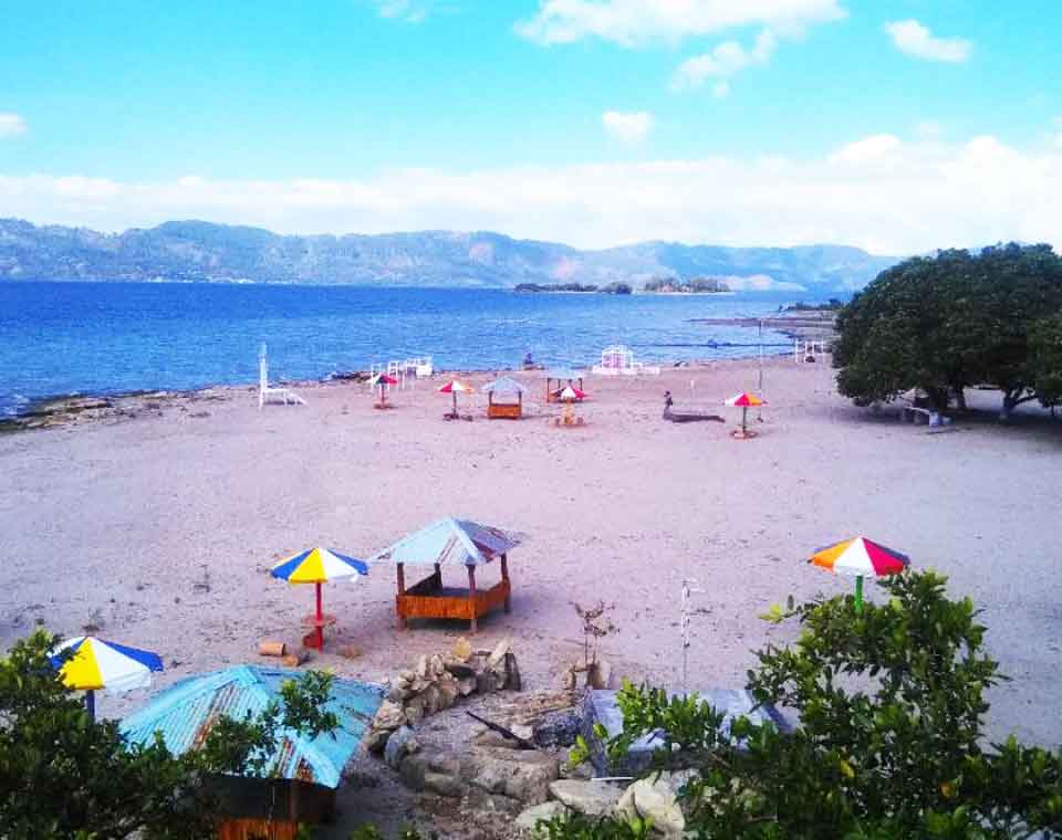 Pantai Batu Ho